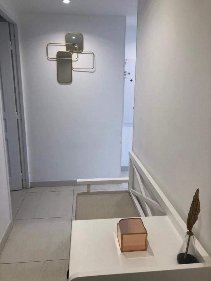Appartement Montfleury, 2 Terrasses, 2 Chambres , 2 Sdb , Pkg Prive Piscine, 15 Min Walk To Croisette Beach And Palais Des Festivals Cannes Exterior foto